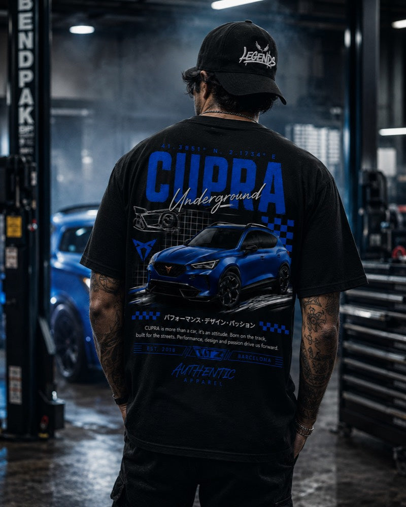 Playera Legends CUPRA Underground puesta, en el taller