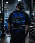 Playera Legends CUPRA Underground puesta, en el taller